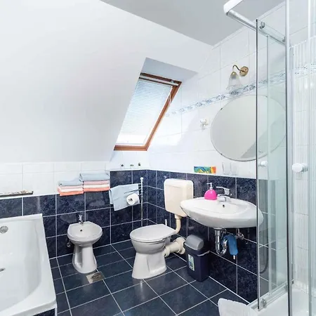 Appartement In - Balaton 19020 *