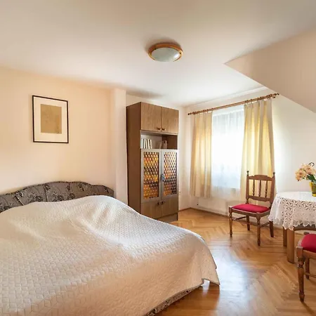 Apartment In Keszthely/balaton 19020