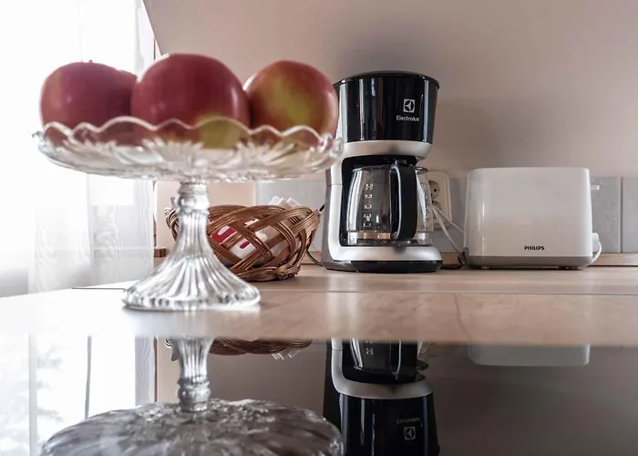 In - Balaton 19020 Apartman *